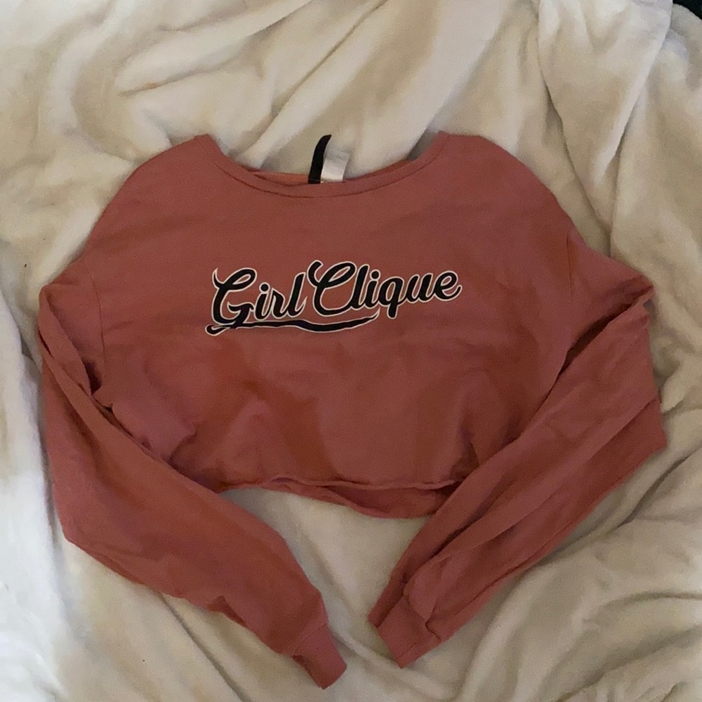 Long sleeved crop top